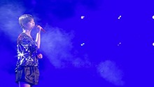 李宇春恬淡开唱《海上的月亮》