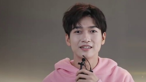 刘彬濠想大声告诉你 他在《声入人心》唱歌给你听