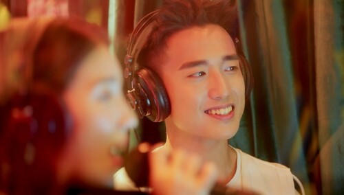 自制独播1080p《恋梦空间》精彩打包看:修炼比糖果更甜的恋爱技能