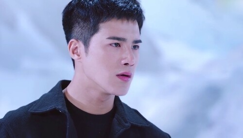 我的机器人男友-《我的机器人男友》第35集看点:林墨白掐梦言脖子?