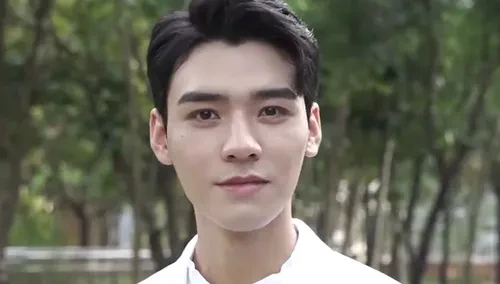 超绝帅气凌睿人见人爱花见花开