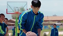 高肖男秀球技收割一众小迷弟