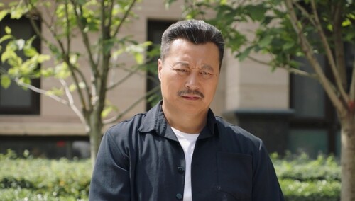 徐彪再次遭受骗局02:36杨悦装模作样扫雪01:00英华大山帮江万祥办厂01