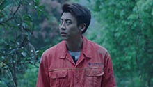 小武失足跌下山坡 与肖队失联