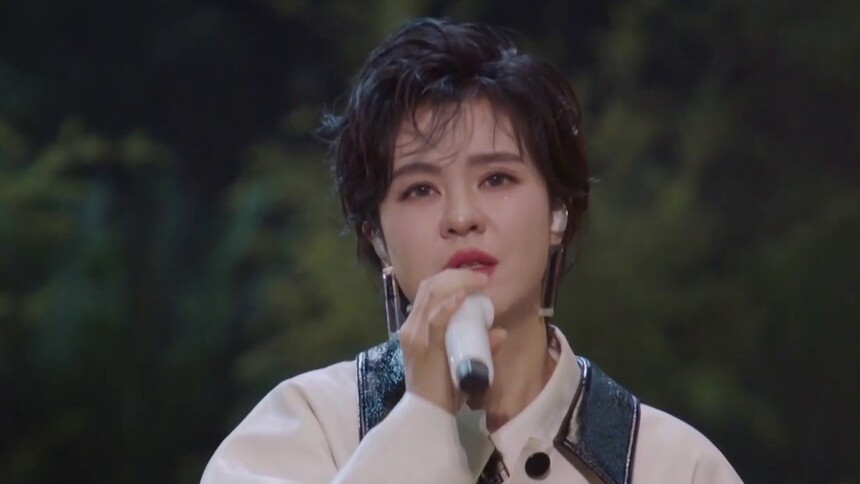 纯享:郁可唯《没有情人的情人节》 娓娓道来失落情歌-综艺-高清视频