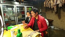 基层干部直播川西寨子里向往的生活