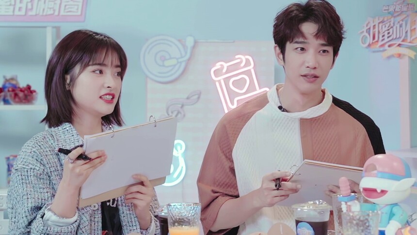 沈月画情侣头像太可爱了!和刘以豪的灵魂画技实力反差