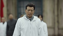 邓稼先不顾核辐射亲自捡弹片