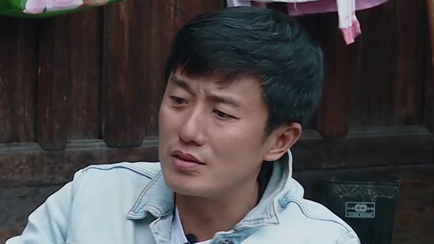 两位爸爸的深入会谈郑莹佳爸爸接受变形