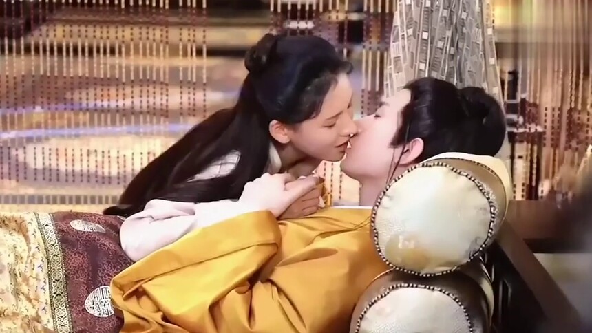 焱焱有鱼卧床吻花絮,成毅张予曦超苏超会撩,只能靠花絮续糖了-生活-hd