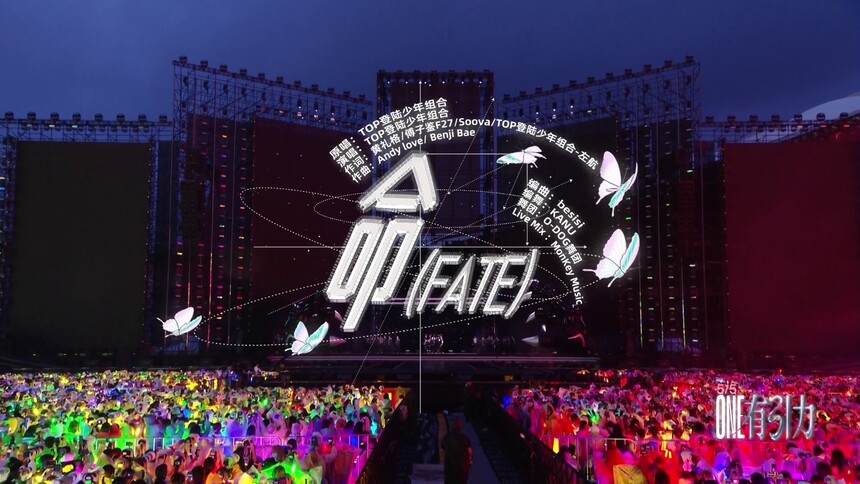 TOP登陆少年组合 左航 2SIDESTF家族三代，左航2sides拍立得小卡_哔哩哔