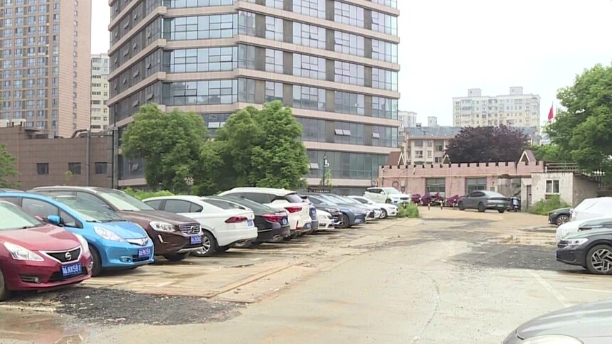 长沙咸嘉湖荒地“变形记” 从“脏乱差”到“智慧美”