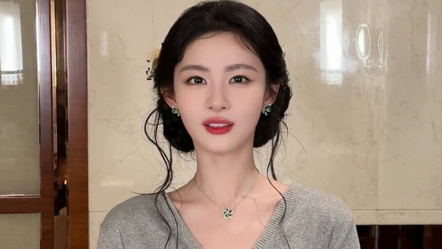 浪漫疯长丨《在你眉梢种红豆》赵晴X梁绛朱关于浪漫的定义