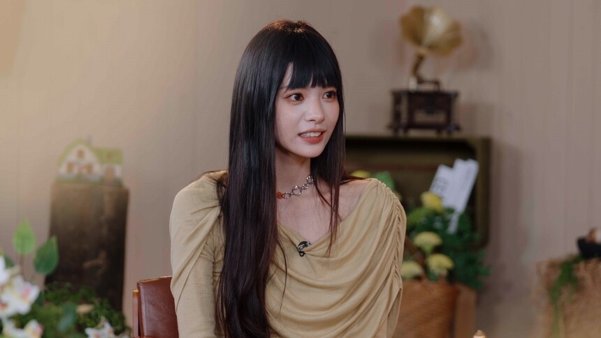 张艺上夸乌兰图雅萧蔷可爱“大女人”