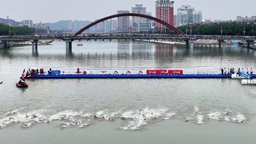 千城百县看中国｜福建福鼎：全国马拉松游泳冠军赛顺利举办