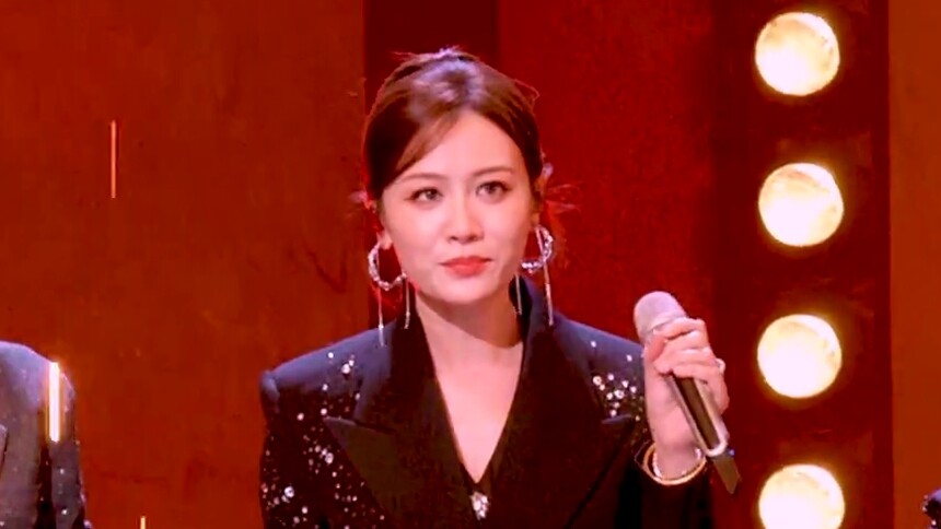 乘风之夜直拍：叶一茜《Heygirl》