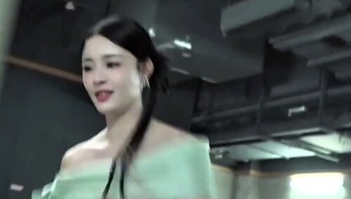 胡彦斌合伙人李莎旻子的vlog：李莎旻子极速开启第五次送考！