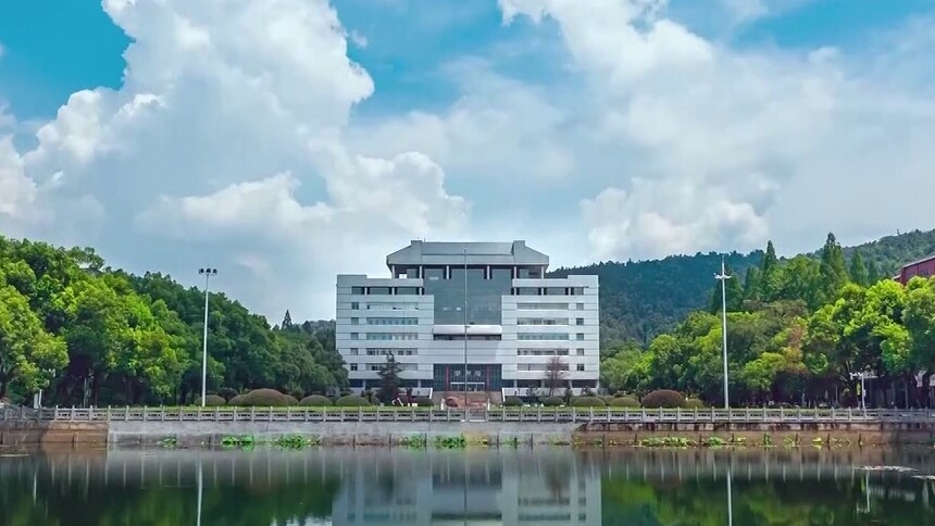 湖南高招录取工作安排在7月8日至8月16日进行