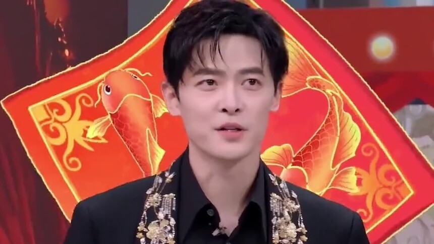 付辛博看起来聪明又不聪明的样子