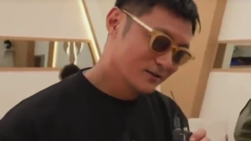 刷刷综X披荆斩棘2026：余文乐喜提“低音炮” “卧龙凤雏”持续贡献笑点