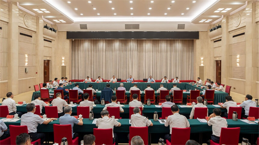 沈晓明主持召开推动全省未来产业发展工作座谈会 聚焦重点赛道 持续久久为功 推动未来产业发展不断取得新突破 毛伟明 毛万春 谢卫江出席