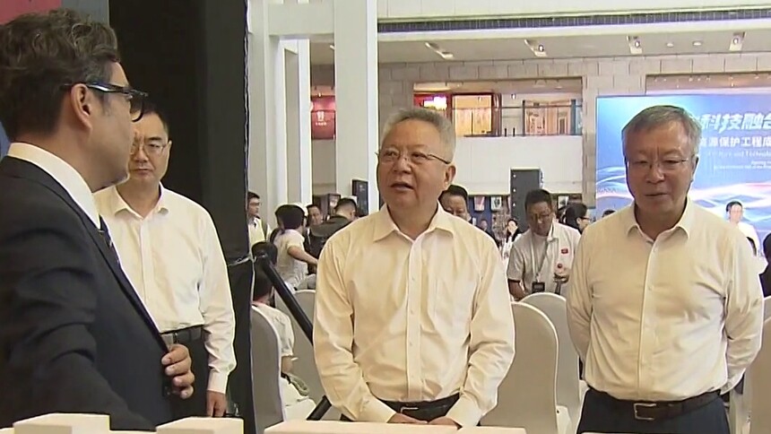 中国语言资源保护工程成果展示馆开馆 沈晓明宣布开馆