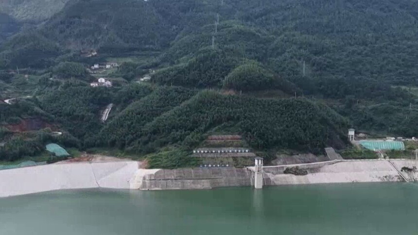 每10度电就有3度“风光”电 湖南新型电网撑起清凉一夏