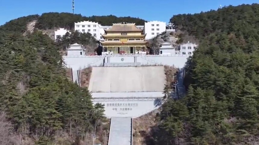 湖南平江：山水“凉资源”带动暑期“热经济”