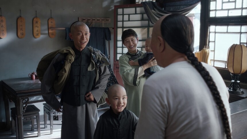 孟金福沈玉儿带孩子回家