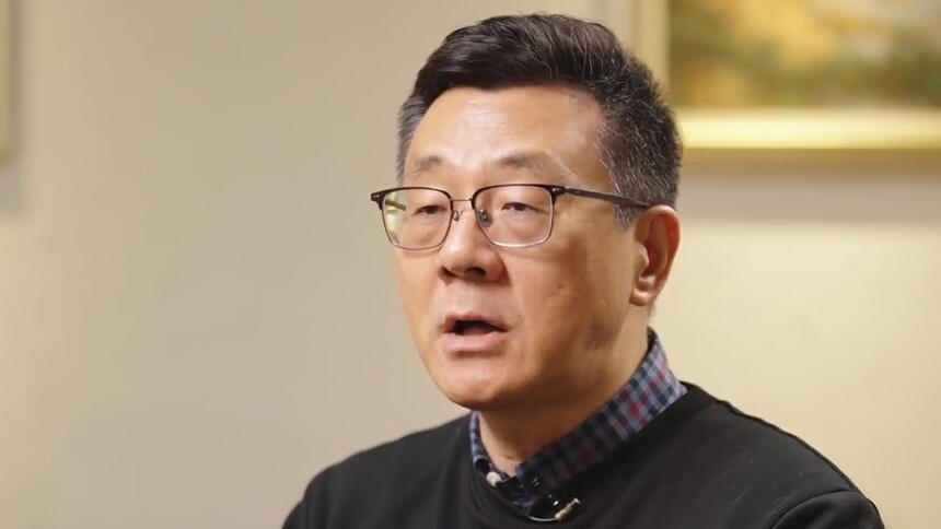 北京师范大学艺术传媒学院副院长、教授、博导杨乘虎评价本片，AIGC为航行载体，心怀责任的创作者便是历史文脉的渡海人