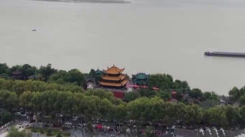 天气转晴 湖南各地文旅市场持续升温