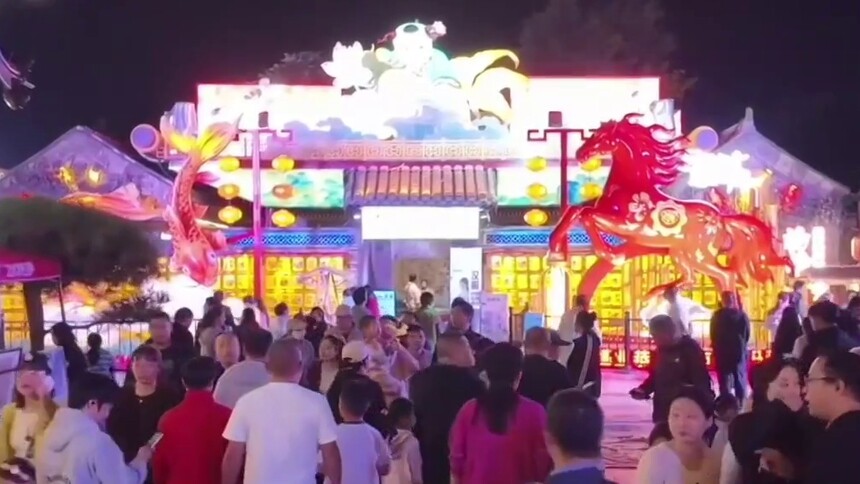 新华社消息｜为何越来越多人为“体验”买单？“新华深读”栏目带你了解