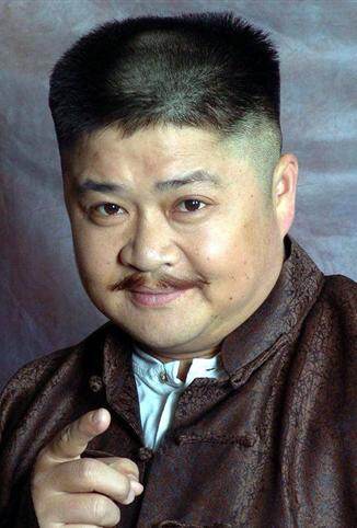 职业:演员 生日:1971年05月26日 简介:闾汉彪,1994年毕业于北京电影